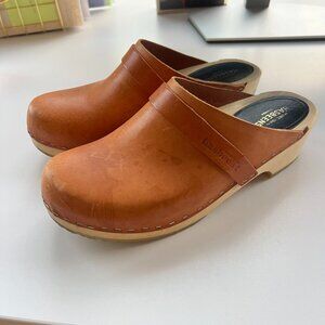 Cognac Swedish Husband Clog Size 38